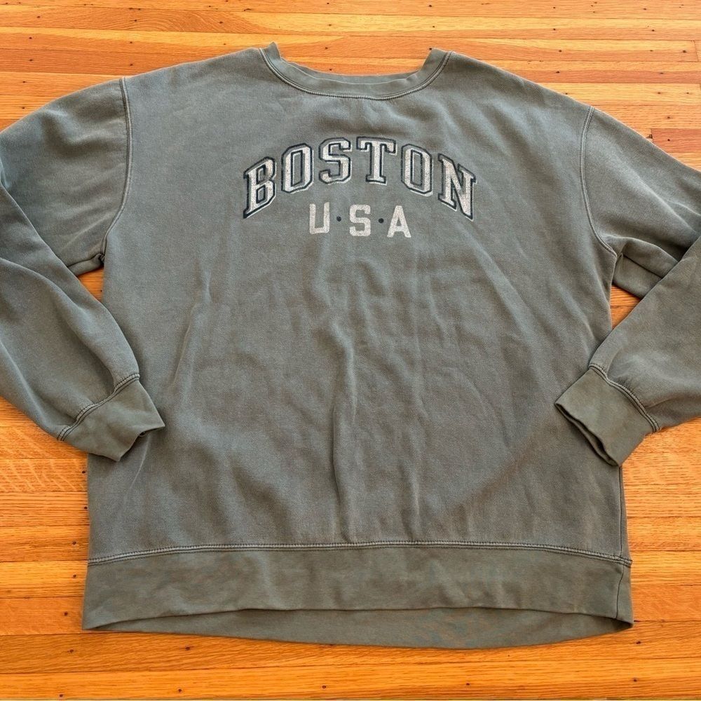 Boston USA green/grey crewneck sweatshirt
